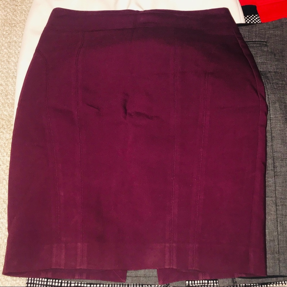 Tons of Skirts - Size 4